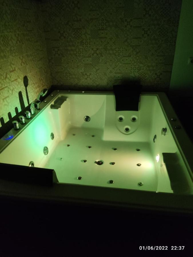 צ'יקלנה דה לה פרונטרה Villa Bali Con Jacuzzi Climatizado Y Piscina Climatizada Con Jacuzzi מראה חיצוני תמונה